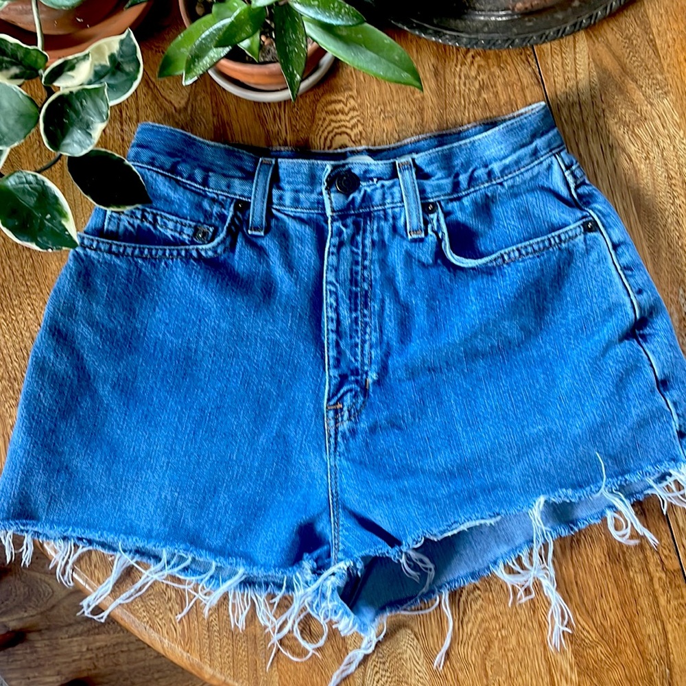 GAP Cutoff Mid-wash jean shorts size 6